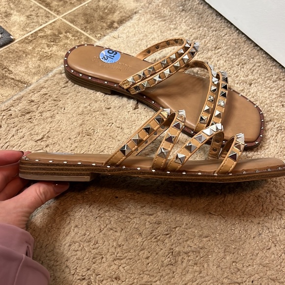 Tan studded slip on sandals. Size 6.5 - Picture 2 of 5